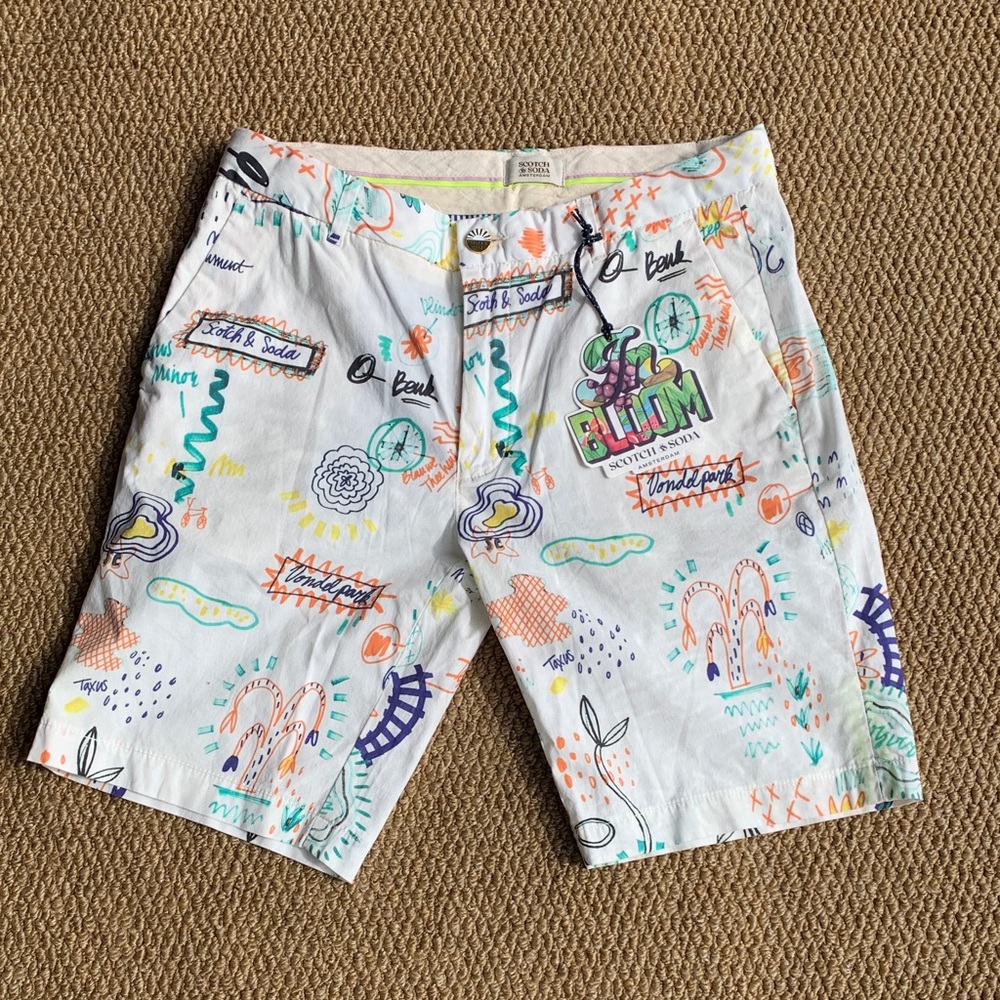 Scotch & Soda White Shorts with Multicolor Scribble Print